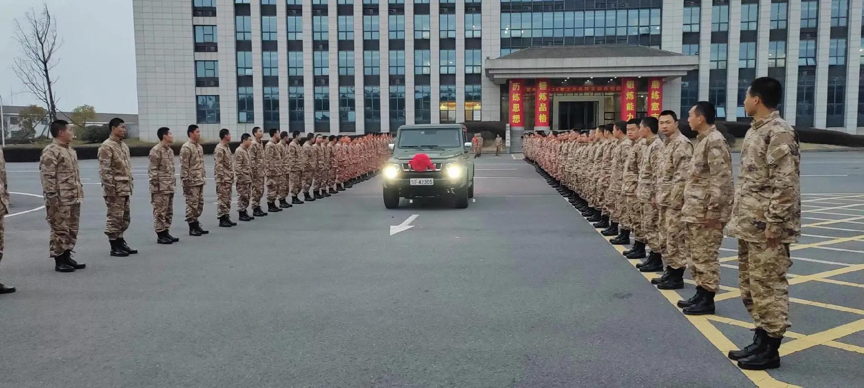 今日科普一下！买烟花塞满车厢被查,百科词条爱好_2024最新更新