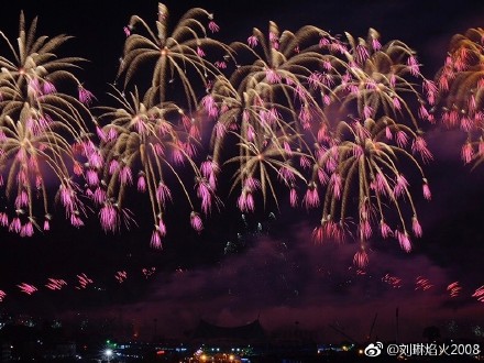 今日科普一下！浏阳烟花讨好年轻人,百科词条爱好_2024最新更新